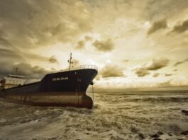 US-Iran Negotiations Impact Economic Interests: Frozen Assets and Trade Routes