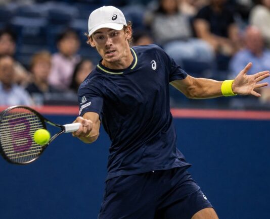 Weather Delay Impacts US Open, de Minaur’s Win Boosts Tournament Revenue